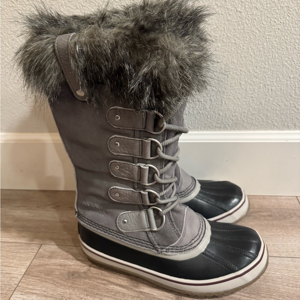 Sorel Women Joan of Arc Faux FurnWaterproof Snow boot Sz 8.5